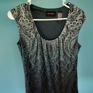 Women's blouse, size medium